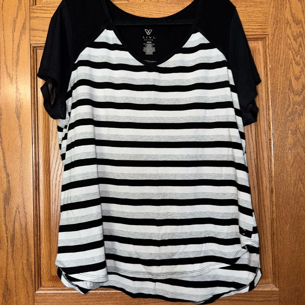 Livi Active Black and White Striped Short Sleeve Tee